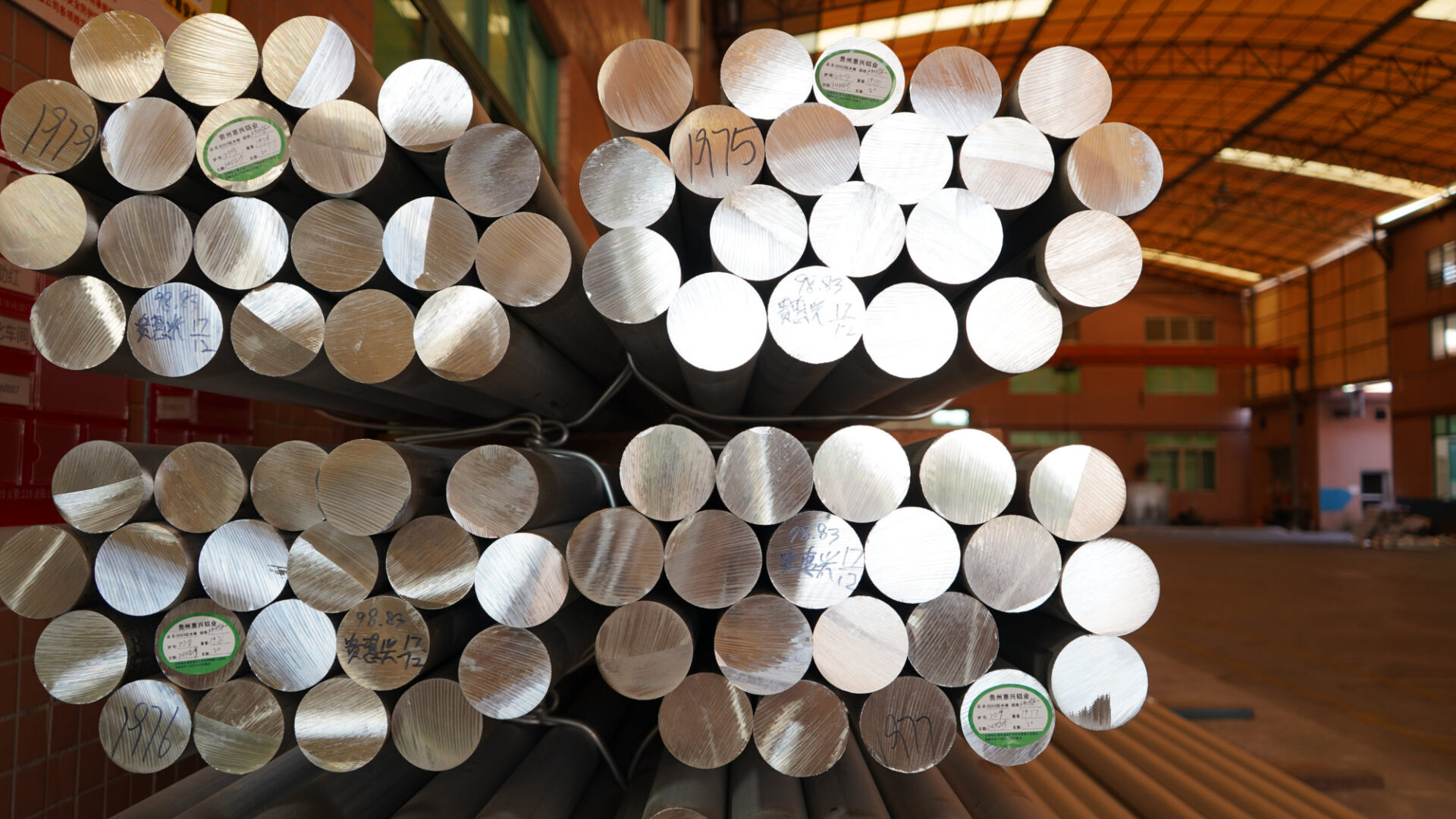 The Art and Science of Aluminium Extrusion: Foshan’s Expertise in Metal Forming